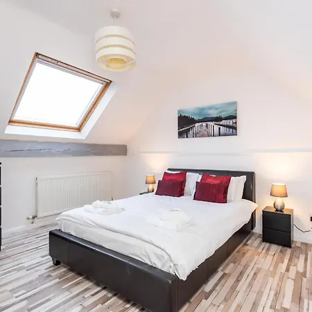 Apartment Lovely 2 Bed Flat Located Inside City Bar Walls! York