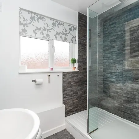 شقة Lovely 2 Bed Flat Located Inside City Bar Walls!